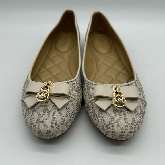 MICHAEL Michael Kors Honey Ballet Flats Vanilla MK Signature Logo Size 7.5M NWB - Picture 5 of 13